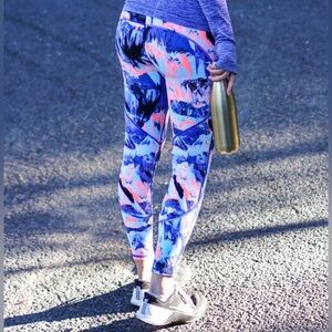 Sweaty Betty High Rise The Contour Capri 7/8 Leggings Lava Print